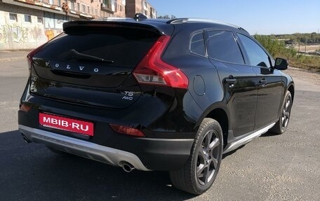 Volvo V40 Cross Country I, 2013 год, 1 625 000 рублей, 14 фотография