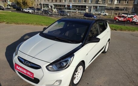 Hyundai Solaris II рестайлинг, 2012 год, 785 000 рублей, 1 фотография