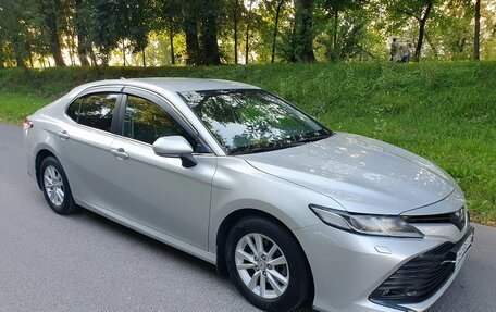 Toyota Camry, 2020 год, 3 100 000 рублей, 4 фотография