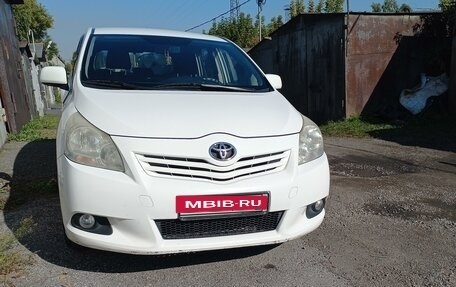 Toyota Verso I, 2009 год, 1 050 000 рублей, 2 фотография