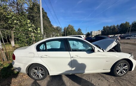 BMW 3 серия, 2011 год, 799 000 рублей, 3 фотография