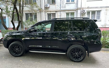 Toyota Land Cruiser Prado 150 рестайлинг 2, 2020 год, 9 000 000 рублей, 6 фотография