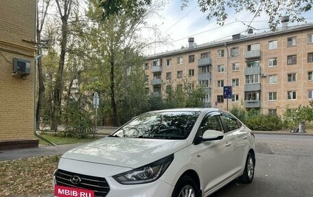 Hyundai Solaris II рестайлинг, 2018 год, 1 370 000 рублей, 4 фотография