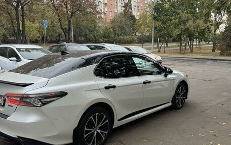 Toyota Camry, 2020 год, 3 250 000 рублей, 4 фотография