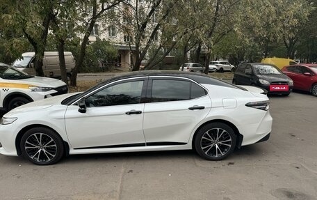 Toyota Camry, 2020 год, 3 250 000 рублей, 3 фотография