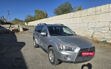 Mitsubishi Outlander III рестайлинг 3, 2011 год, 720 000 рублей, 5 фотография