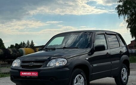 Chevrolet Niva I рестайлинг, 2016 год, 795 000 рублей, 1 фотография