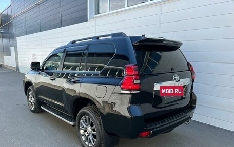 Toyota Land Cruiser Prado 150 рестайлинг 2, 2020 год, 5 499 000 рублей, 2 фотография