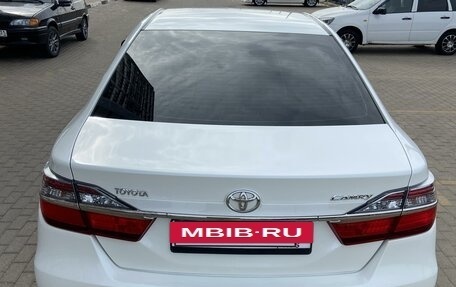 Toyota Camry, 2015 год, 2 250 000 рублей, 11 фотография