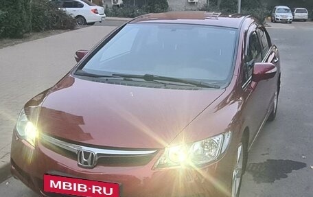 Honda Civic VIII, 2008 год, 900 000 рублей, 3 фотография