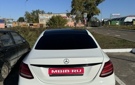 Mercedes-Benz E-Класс, 2016 год, 3 300 000 рублей, 3 фотография