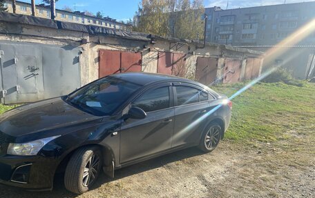 Chevrolet Cruze II, 2013 год, 905 000 рублей, 3 фотография