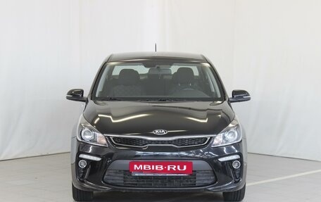 KIA Rio IV, 2017 год, 1 390 000 рублей, 2 фотография