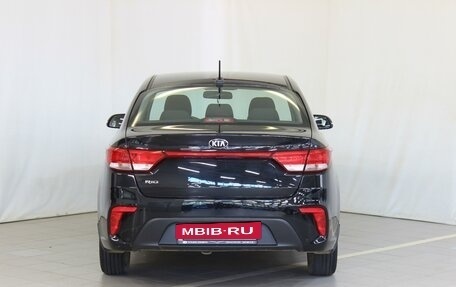 KIA Rio IV, 2017 год, 1 390 000 рублей, 6 фотография