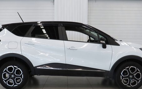 Renault Kaptur I рестайлинг, 2020 год, 1 690 000 рублей, 2 фотография