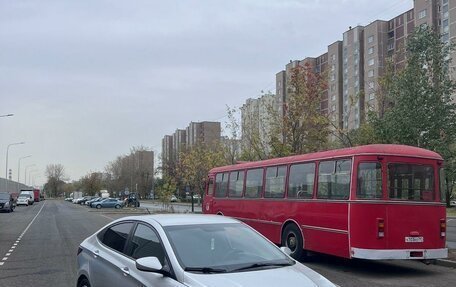 Hyundai Solaris II рестайлинг, 2016 год, 900 000 рублей, 1 фотография