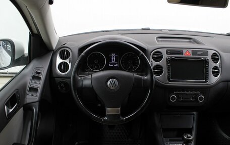 Volkswagen Tiguan I, 2010 год, 949 900 рублей, 10 фотография