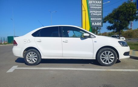 Volkswagen Polo VI (EU Market), 2012 год, 890 000 рублей, 4 фотография