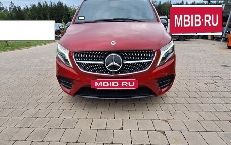 Mercedes-Benz V-Класс, 2021 год, 5 950 000 рублей, 2 фотография