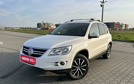 Volkswagen Tiguan I, 2011 год, 1 380 000 рублей, 2 фотография