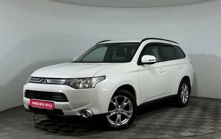 Mitsubishi Outlander III рестайлинг 3, 2012 год, 1 450 000 рублей, 1 фотография