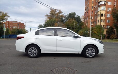 KIA Rio IV, 2019 год, 990 000 рублей, 6 фотография