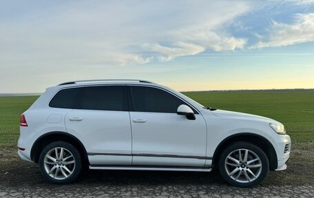 Volkswagen Touareg III, 2012 год, 2 500 000 рублей, 13 фотография