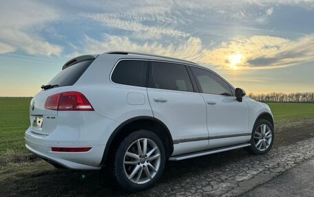 Volkswagen Touareg III, 2012 год, 2 500 000 рублей, 16 фотография