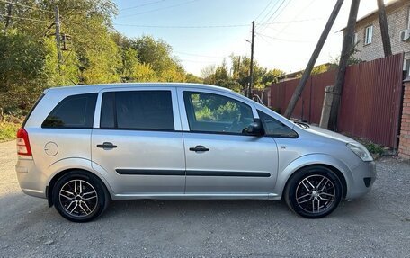 Opel Zafira B, 2008 год, 850 000 рублей, 11 фотография