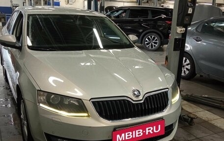 Skoda Octavia, 2014 год, 1 290 000 рублей, 2 фотография