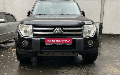 Mitsubishi Pajero IV, 2011 год, 2 150 000 рублей, 1 фотография