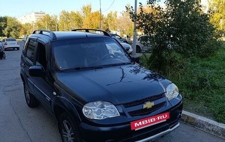 Chevrolet Niva I рестайлинг, 2011 год, 415 000 рублей, 2 фотография