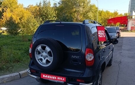 Chevrolet Niva I рестайлинг, 2011 год, 415 000 рублей, 4 фотография