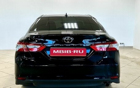 Toyota Camry, 2018 год, 2 100 000 рублей, 6 фотография