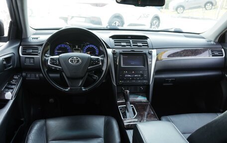 Toyota Camry, 2015 год, 2 299 000 рублей, 6 фотография