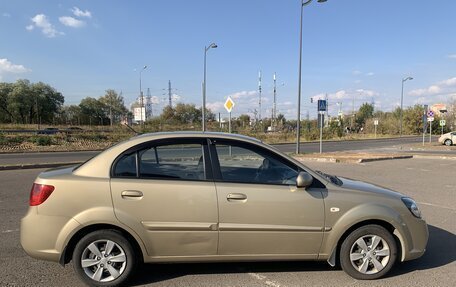 KIA Rio II, 2011 год, 850 000 рублей, 4 фотография