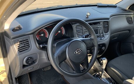 KIA Rio II, 2011 год, 850 000 рублей, 9 фотография