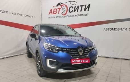 Renault Kaptur I рестайлинг, 2021 год, 1 880 000 рублей, 1 фотография