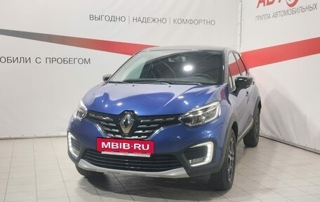 Renault Kaptur I рестайлинг, 2021 год, 1 880 000 рублей, 3 фотография