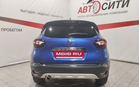 Renault Kaptur I рестайлинг, 2021 год, 1 880 000 рублей, 6 фотография