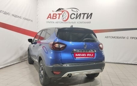 Renault Kaptur I рестайлинг, 2021 год, 1 880 000 рублей, 5 фотография