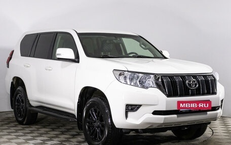 Toyota Land Cruiser Prado 150 рестайлинг 2, 2019 год, 4 870 000 рублей, 3 фотография