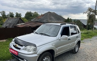 Chevrolet Niva I рестайлинг, 2011 год, 390 000 рублей, 1 фотография