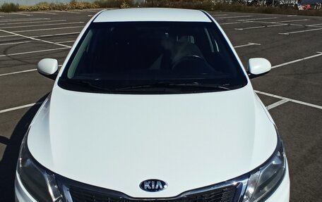 KIA Rio III рестайлинг, 2014 год, 1 199 000 рублей, 2 фотография