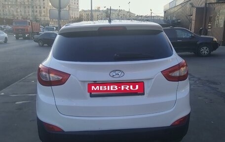 Hyundai ix35 I рестайлинг, 2014 год, 950 000 рублей, 4 фотография