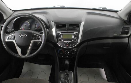 Hyundai Solaris II рестайлинг, 2011 год, 760 000 рублей, 11 фотография