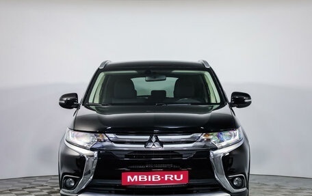 Mitsubishi Outlander III рестайлинг 3, 2018 год, 2 389 000 рублей, 2 фотография