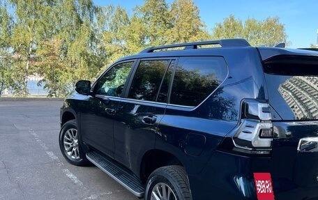 Toyota Land Cruiser Prado 150 рестайлинг 2, 2019 год, 5 700 000 рублей, 6 фотография