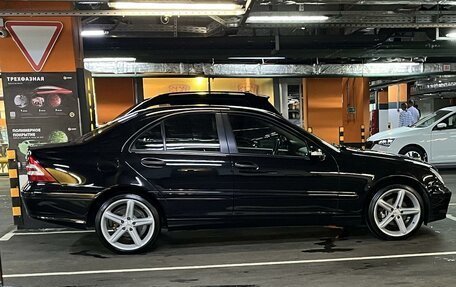 Mercedes-Benz C-Класс, 2006 год, 920 000 рублей, 1 фотография