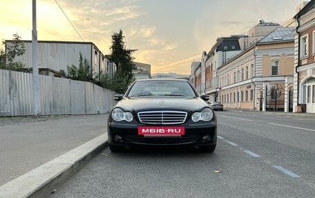 Mercedes-Benz C-Класс, 2006 год, 920 000 рублей, 9 фотография